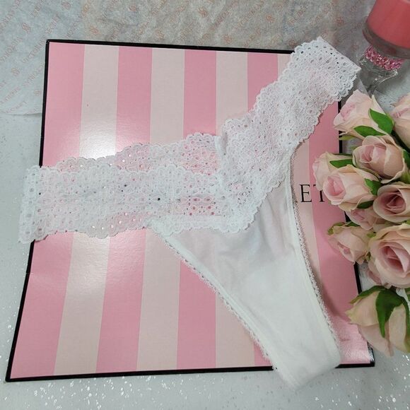 1430 VICTORIA'S SECRET White Thong String LARGE NWT - Picture 1 of 4